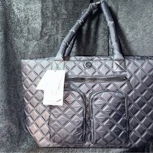 Elegant Quilted Black Crossbody Bag